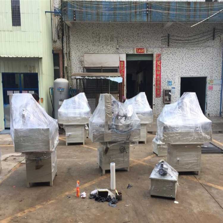 �O���X�U���O���~�X݆�Ԅ�(d��ng)㊱�C